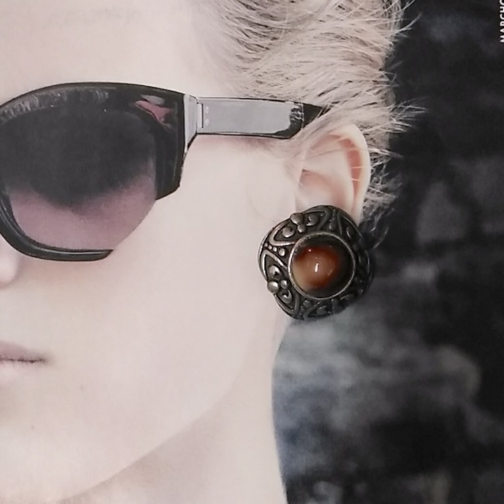 (FIND)VINTAGE SILVER/Stone Earrings